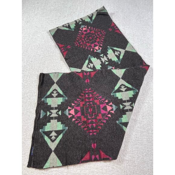 Polo Ralph Lauren Womens Lambswool Blend Southwestern Print Scarf Winter Fashion - Picture 1 of 10